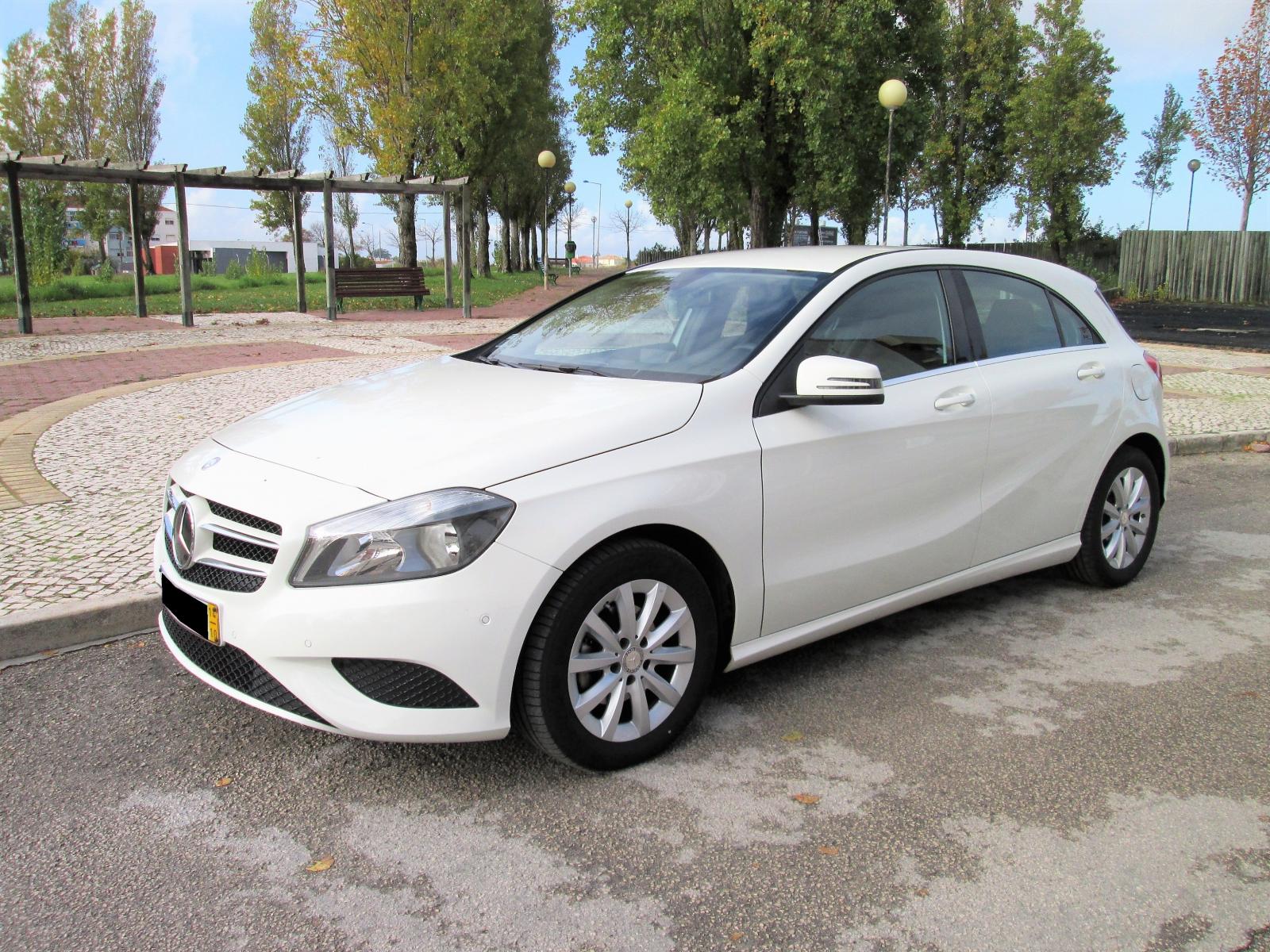 Mercedes-Benz
-A 180 CDI BE STYLE