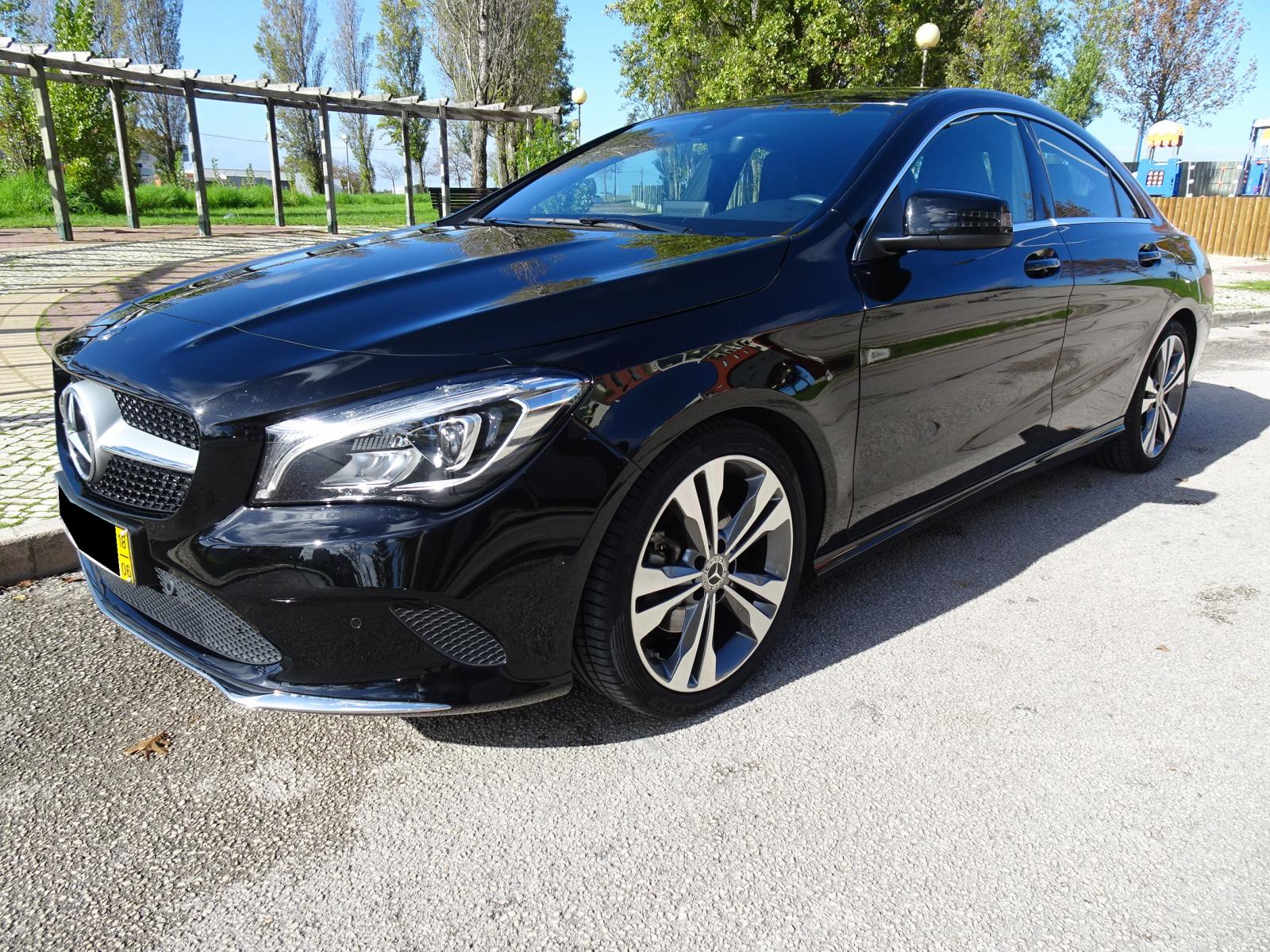 Mercedes-Benz-CLA 180 d Urban Cx Auto