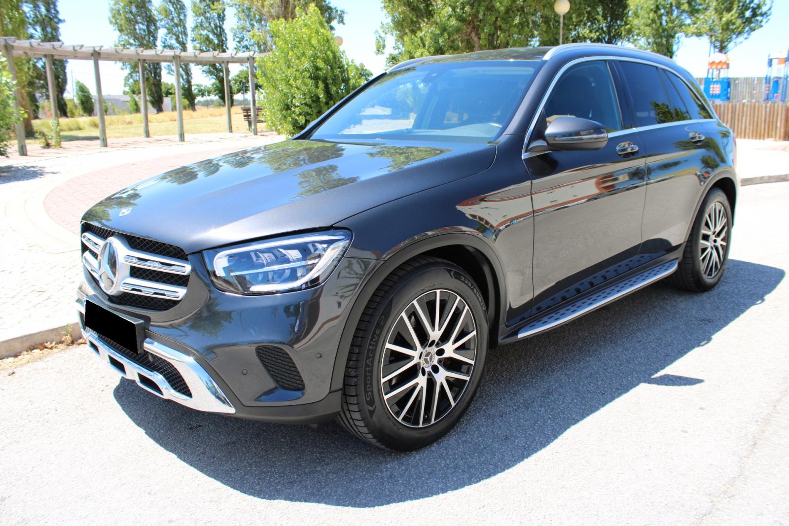 Mercedes-Benz-GLC 300 e 4MATIC Hybrido Plug-In