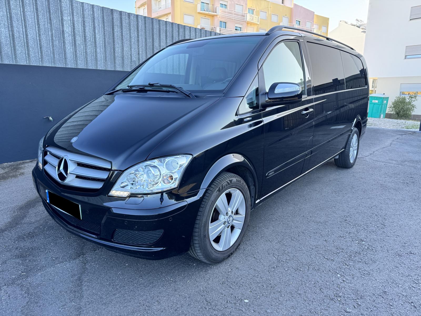 Mercedes-Benz-Viano 2.2 CDI Ambiente 8 Lugares Extra Longo
